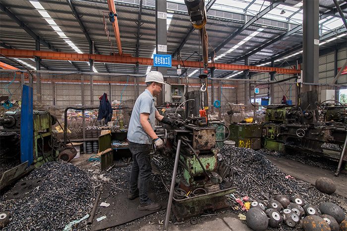 海口网架配件-螺栓球加工车间